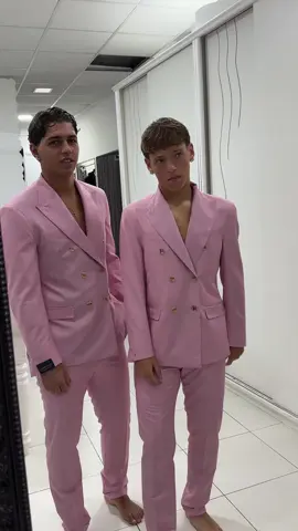 @domenicoespositooo_ @N I C O L A✌🏼 