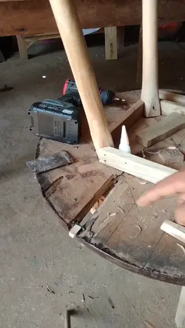 trik menambal kayu yang kuat ✅#carpenter #tukangkayu #tipsntrick #fypシ゚viral #finishingkayu 