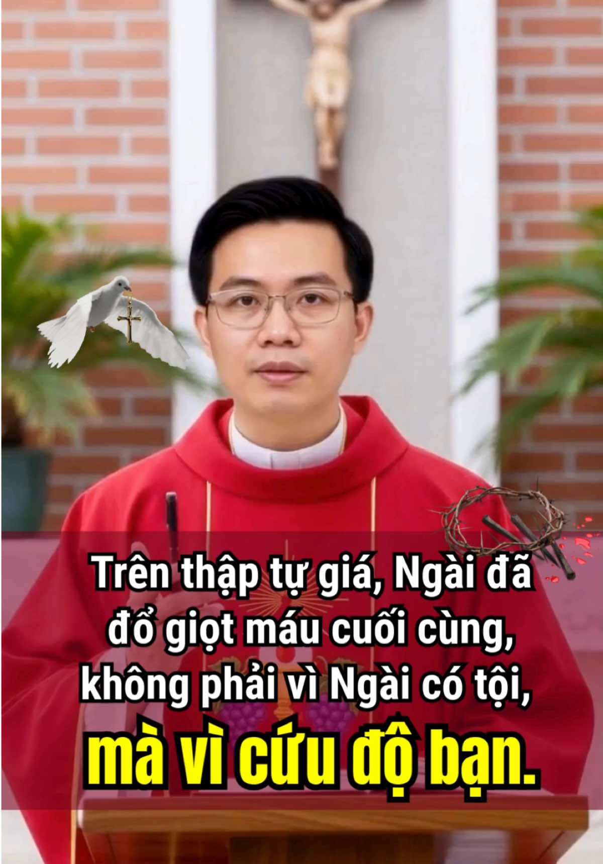 Xin đừng vuốt điện thoại của bạn hãy dành một phút để tạ ơn Chúa.   Nói một tiếng: Tạ ơn Ngài, Chúa Giê-su! Trên thập tự giá, Ngài đã đổ giọt máu cuối cùng, không phải vì Ngài có tội, mà vì cứu độ bạn. #tạơnChúa #cầunguyện #hãymen #CôngGiáo #tiktokCônggiáo