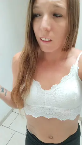 la bouffe c est la vie 😂😂 j'ai toujours faim de toute façon 🤣🤣
