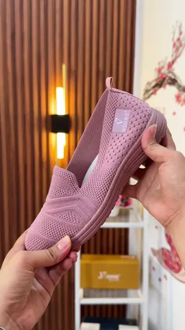 Flatshoes nyaman banget dipakai 🥰 #flatshoes #viory 