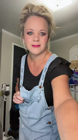 Fall is in the air#overalls #fall#tennessee #football #fyp