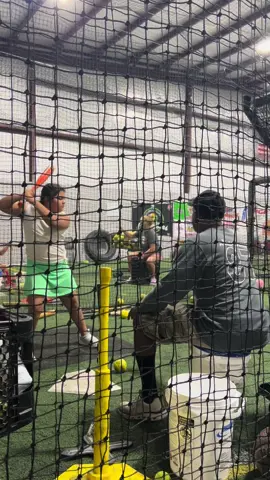 This is just a glimpse at what I do for BP. Mr. Malcolm Fain has been a great hitting instructor 😊 he says he played minor league baseball but I’m not sure if he’s just messing with me because he jokes a lot 🤣 #softballbp #softball #softballdrills #minorleaguebaseball 