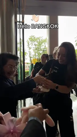 Amazing welcoming! 🥹🫰🏻🧸 #ELES #NLB #bangkok #bangkokthailand #worldchampionship 