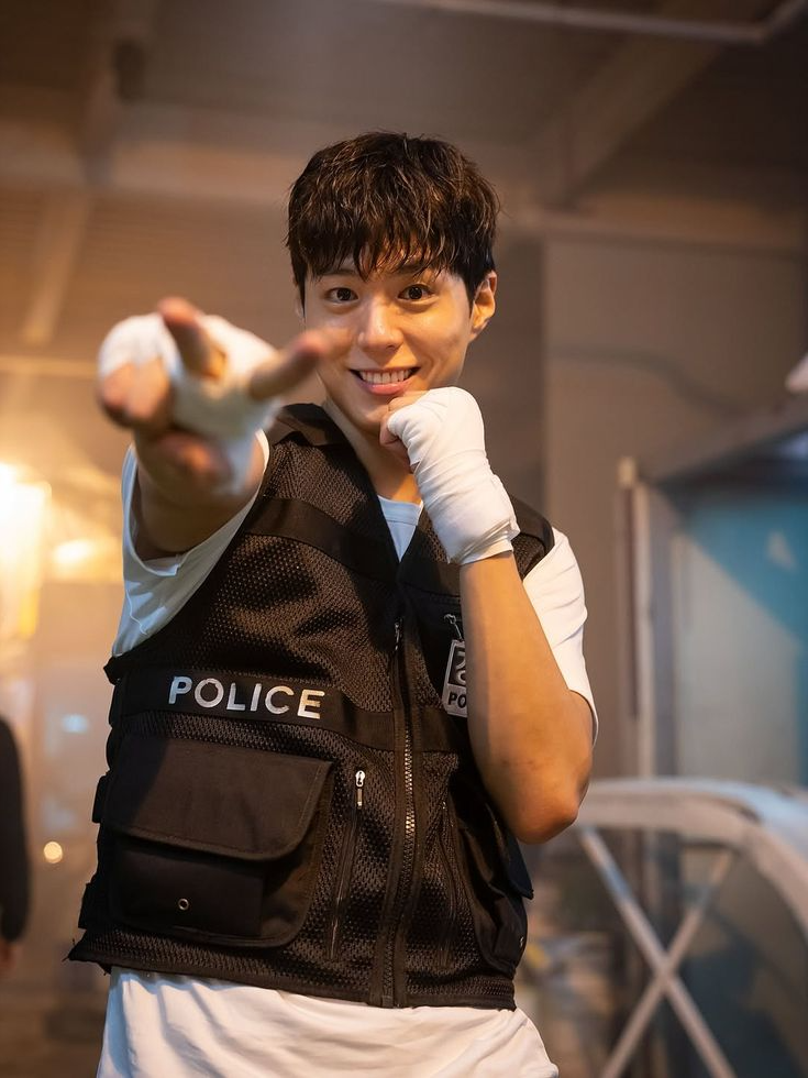 Untung sempet sebelum jam 19.00 hehe @creator_kore4 @nazzbluu @payyedtz_  #recruitmentcreatorkorea #kdramaedit #hd #editss #aftereffects #edit #fyp #goodboy #yoondongju #parkbogum