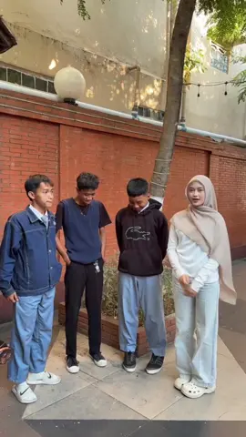 Siapa yaa dri inisialnya? #madiun24jam #madiunsemuateman #smamadiun 