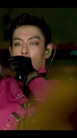BIGBANG-crayon （mama 2012） #BIGBANG #gdragon #top #taeyang #daesung 