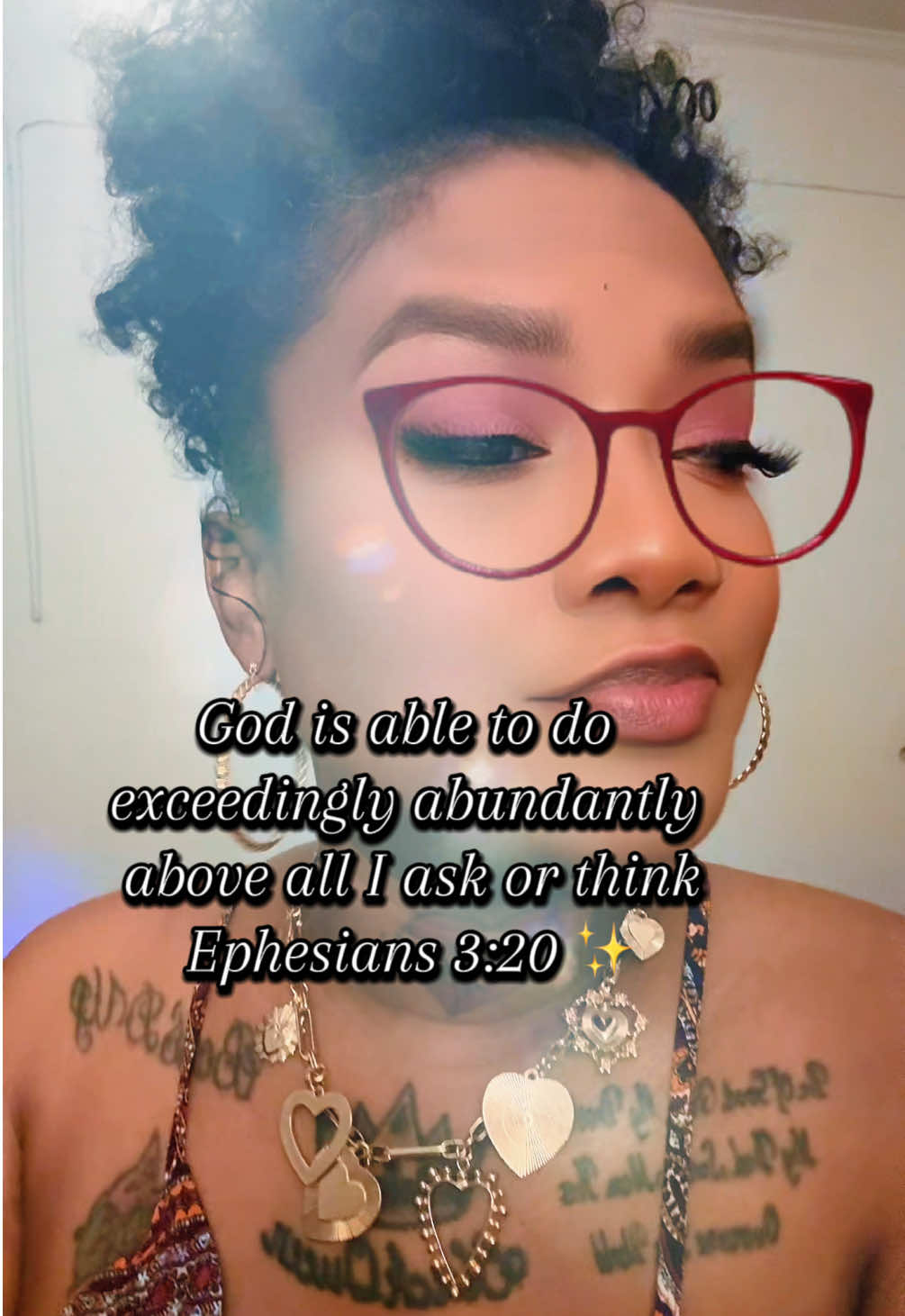 Thursday reminder: No matter what it looks like, God is still able. Trust His timing, trust His power, and walk in faith today. 💛✨ #FaithOverFear #GodIsAble #MorningAffirmation #HoneyGlazedCosmetics #KingdomGlow”  