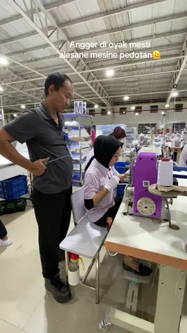 Selain mesine pedotan alesan opo meneh sng di ucapne operator pas di oyak targete lur???😬 #xybca #lfl #garment #sewing #promomakangajian 
