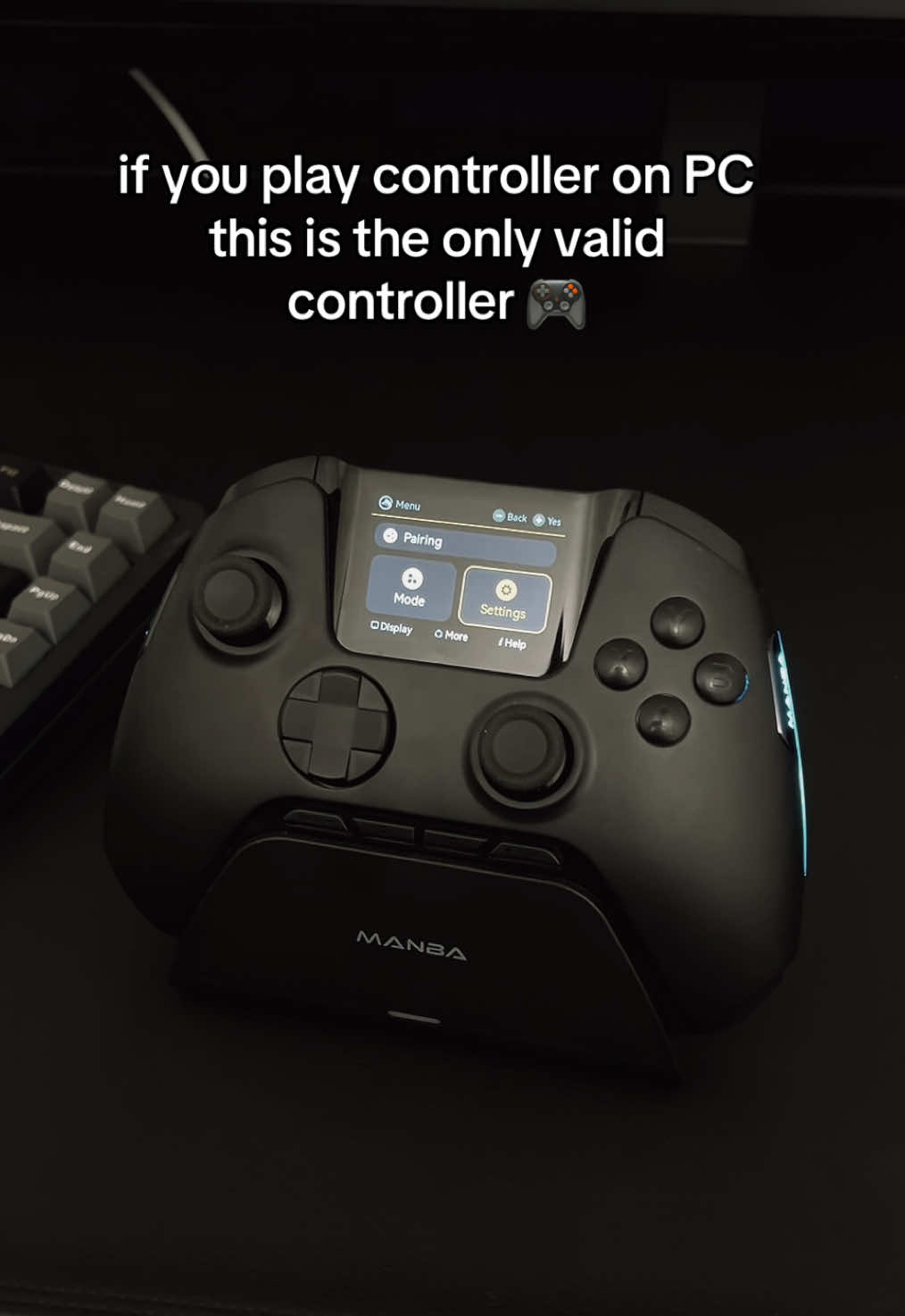 Manba One Controller (yes with a built in display)