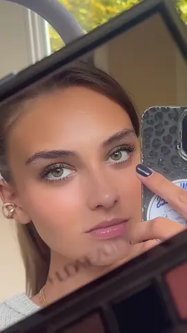 @Diorbeauty 💚🍀🐍  @Eloïse mieux la musique ? 