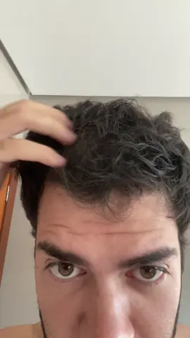 Como faço o uso do óleo capilar secreto do TikTok #fybrasileiro #fybr #fybrasilfybrasil #fybrasilシ #cabelomasculino 