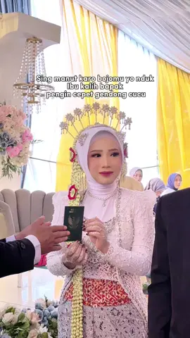 #muakebumenhits #makeup #tren #fypage #xyzabc #pengantin #trend #kebumen #makeupartist #weddingviral #mua #soloputrihijab #jawapride #mantenjawa #pengantinjawa 
