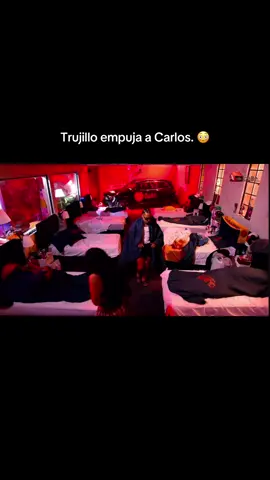 ¿Creen que soporte a Carlos, trujillo?🤣🤣🤣🤣 #carlosmontequieu #lacasadealofoke #viral #dominicanos #trujillo @Matias Alofoke 
