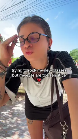 switching sides (sunglasses) 