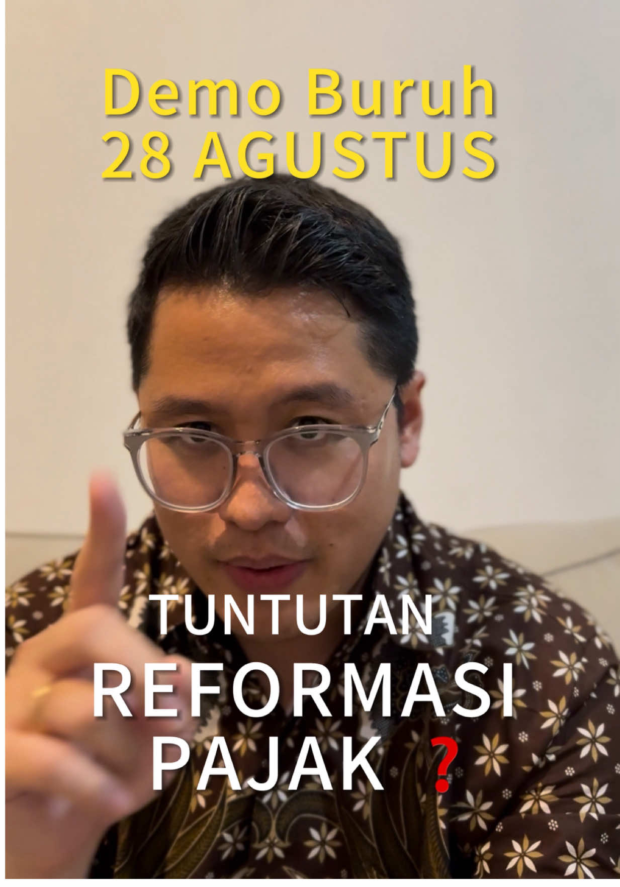 Tuntutan reformasi pajak menjadi salah satu poin utama dalam aksi demo buruh yang digelar serentak di berbagai daerah di Indonesia pada 28 Agustus 2025. Poin Tuntutan Reformasi Pajak yang dikutip dari sumber @partaiburuh_ meliputi: ⛔️ Kenaikan PTKP: Buruh menuntut agar Penghasilan Tidak Kena Pajak (PTKP) dinaikkan dari Rp4,5 juta menjadi Rp7,5 juta per bulan. ⛔️ Penghapusan Pajak Pesangon ⛔️ Penghapusan Diskriminasi Pajak terhadap perempuan yang sudah menikah. Sy coba menjelaskan secara ringkas apa maksud tuntutan tersebut. — ↗️ SHARE dan 🔄 REPOST konten ini jika bermanfaat — #pajak #tax #buruh #viral #fypage 