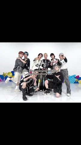 DONT take this seriously gng its js funny seeing them like this it’s kinda eerie… #skz #changbin #leeknow #xyzbca #fypシ