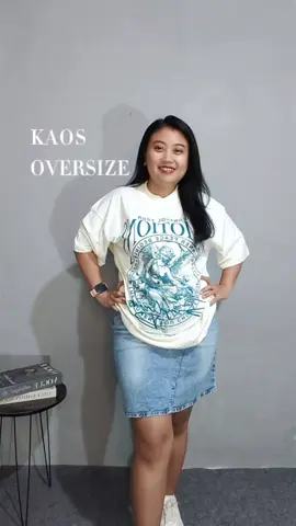 Kaos Oversize, Kaos skena. Kaos bahan katun nyaman dipakai.  #gajiansale #promoguncang99 #kaos #kaosoversize 