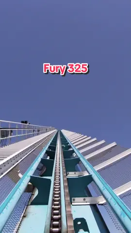 🎢What goes through your mind as you climb 325 feet into the sky on North Americas longest, fastest and tallest giga coaster?  #Carowinds #rollercoaster #amusementpark #summerbucketlist 