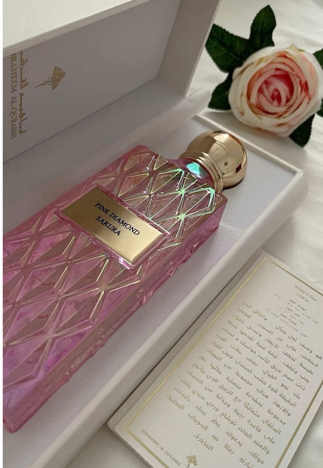 Bosslady perfume kaligaa caraf gooni lahaw habibty so different so unique only by Mss Update #hallabeautycosmatics #ibrahimalqurashi #bosslady #perfume #smellgoodfeelgood 
