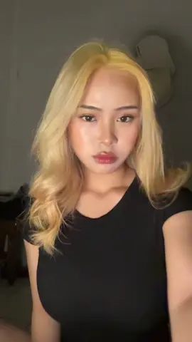 👱🏻‍♀️