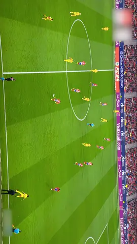 raphinha skill 💥 #yamal #lamine #madrid #barcelona #viralvideos #football #footballtiktok #footballedit #footballtogether #messi #fyp ★ upload method ★ TG: @editing_news