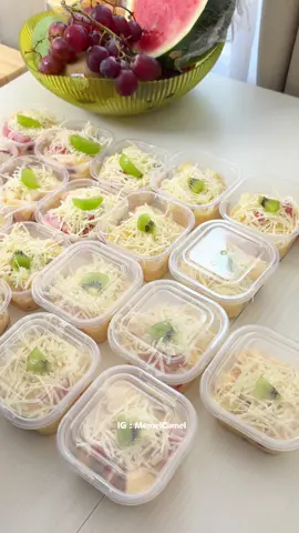 Ada yang mau cobain salad buah teh cumel 13k 3 cup? #adayinmylife #saladbuah #eskulkul #escemil 