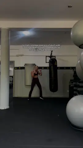 boxing I may not know, but anger relief, anger relief I know #borderline #boxing #bpdtiktok #zaburzeniaosobowości #angerissues 