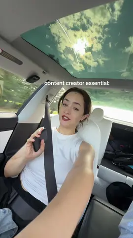 I take this everywhere I go #contentcreatorgear #creatortips #tech #phonecharger #phonechargers 