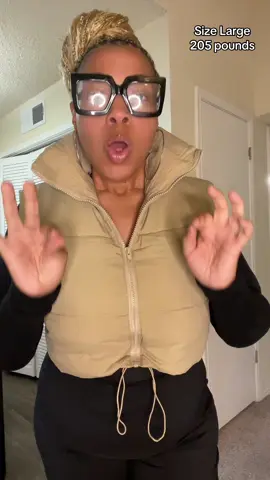 Cute fall puffy jacket! #fallfashion #tiktokshop #tiktokshopfinds #jacketseason #croppedjacket 