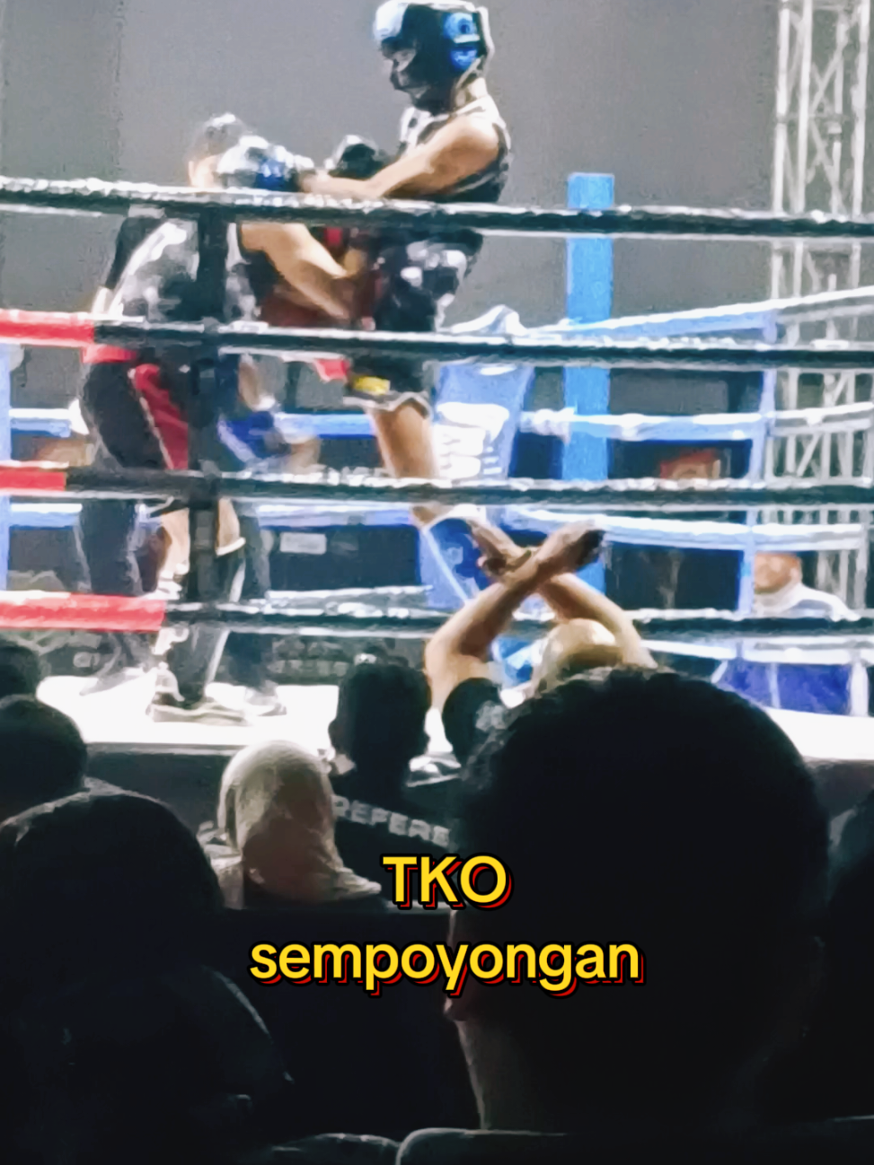 detik detik TKO, kena telak  puyeng sempoyongan #boxing🥊 #kickboxing #boxing #bandung 