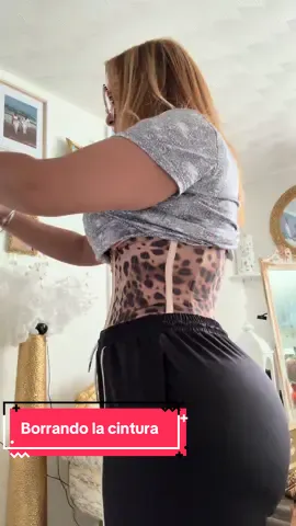#shapeshe #shapewear #fyp #waisttrainingjourney 
