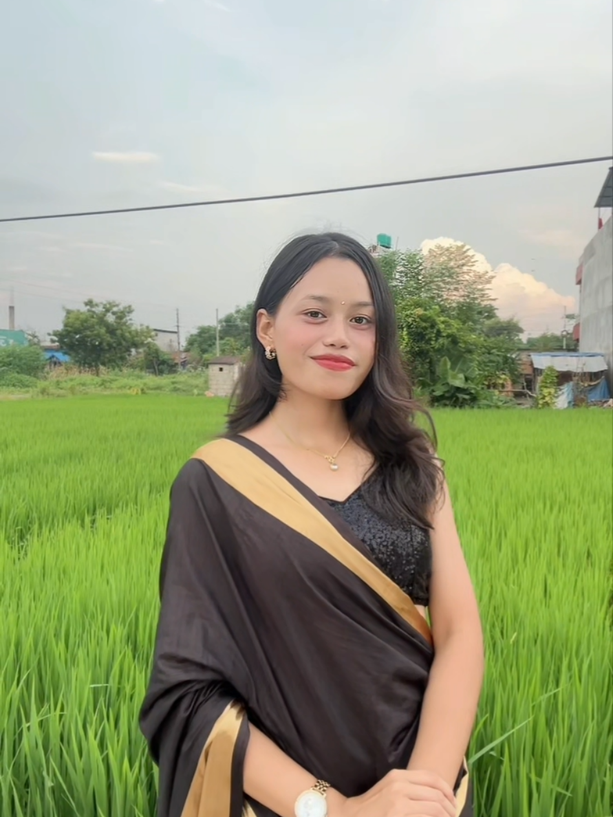 Tujh ko pukaru🖤