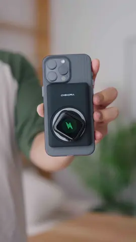 This is a super practical magnetic wireless power bank. Not only can it charge your phone, but it can also wirelessly charge your smartwatch and earbuds at the same time—and the best part is, it’s really affordable!#techtok #powerbank #magsafe #smartwatch #airpods 