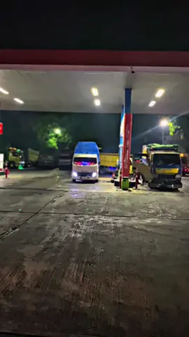 Semakin banyak muatan ku semakin lebar senyuman ku🤩. #fy  #st  #traga 
