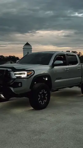 More Views TikTok 🙄 #fyp #toyota #tacoma #bubbatruck🌾 #tiktok 