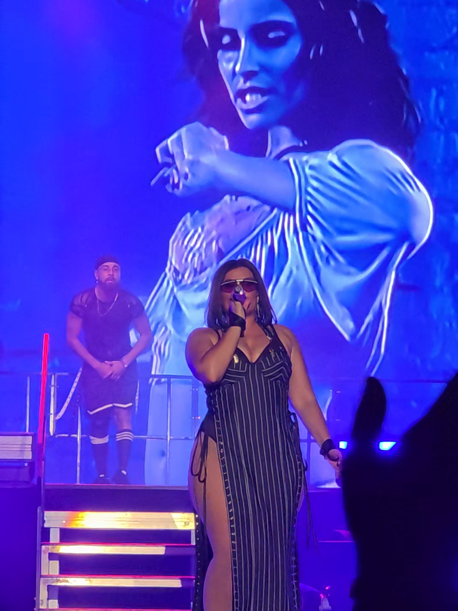 SUMMER TOUR / HAMBOURG 2025 - Nelly Furtado a interprété la chanson Promiscuou le 27 août 2025 à Hambourg 🇩🇪 @Nelly Furtado   #nellyfurtado #timbaland #hamburg #promiscuous #loose