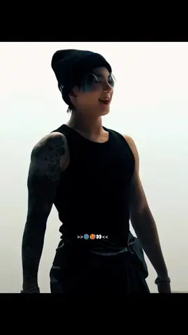 jungkook is hot looks and handsome boy 🤗🌚🥵