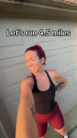 Someone else made a video saying pots and pans and now I can’t unhear that 😂😂 but I love this song!  4.5 miles done this morning training for this marathon! 
