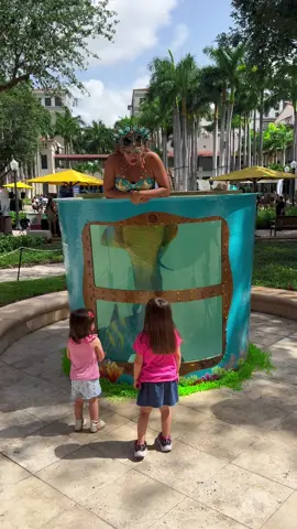I may forget many things, but never a kid’s face. 🥹 So grateful for all the familiar smiles at my mermaid shows! #mermaid #mermaidelle #mermaidtank #mermaidshow 