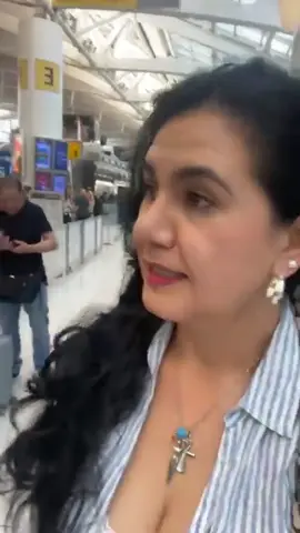 Empezamos esta experiencia hacia Turquía junto con mis almas viajeras. #travel #mariaelenasuarez40 #turquia 