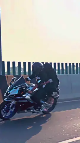 Love❤️ #couple_bike_ride #couples #couples #fupシ #Dreambike #foryoupage❤️❤️ #foryoupage 
