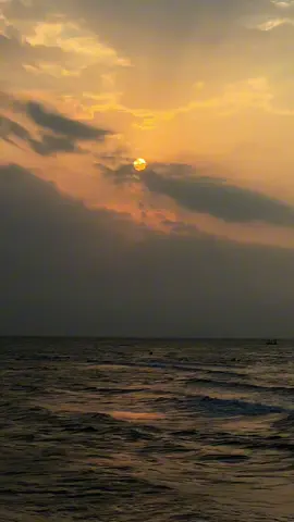 ,🎥  #fyp #foryou #tiktok #xybca #sunset 