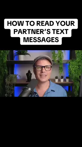 #Loveyourboobs How to see who your partner is texting with their phone #spy #textingsecrets #phonecheck #relationshipadvice #cheatinginrelationship #fyp #viral_video_tiktok 