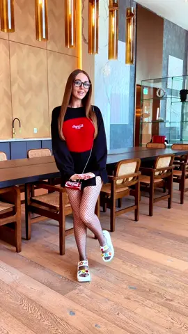 Cola or Pepsi?🥤🍿 #cocacola #outfits #usafyp 