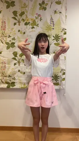 この振り付け可愛くない？ ママのお気に入り2個目 #ヨイト #iveれいちゃん #可愛い振り付け #ネタ切れ #cuugal読者モデル 
