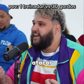 1 treinador vs 30 gordo #fyp #treinador #gordo 
