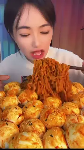 tebak berapa telur?  #mukbang #asmr  #eatingshow  #1M #foryou 