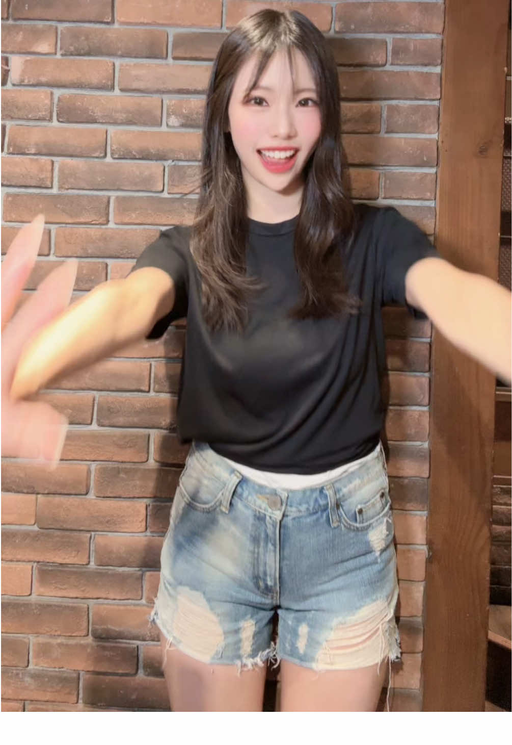 いよいよ明日💜 8月29日（金）18:30〜 今回は、TACO BELLさんの人気コンボ商品「ビッグベル」を鈴木ふみ奈流にアレンジした “Fumina’s BIG BELL” が1日限定で登場します✊🏻 4ヶ月間にわたって展開していた「TACO BELL × 鈴木ふみ奈」コラボ商品とは、またひと味違う特別メニューです🌮 #TACOBELL #タコベル