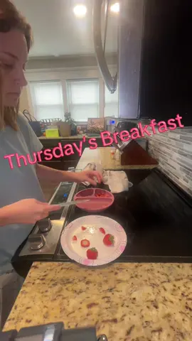 #iwanttogoviral #breakfast #momlife 